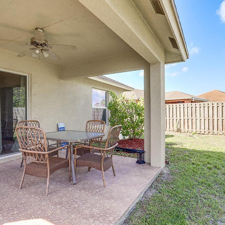 Port St Lucie Home With Above-Ground Pool And Grill Carlton Exteriör bild