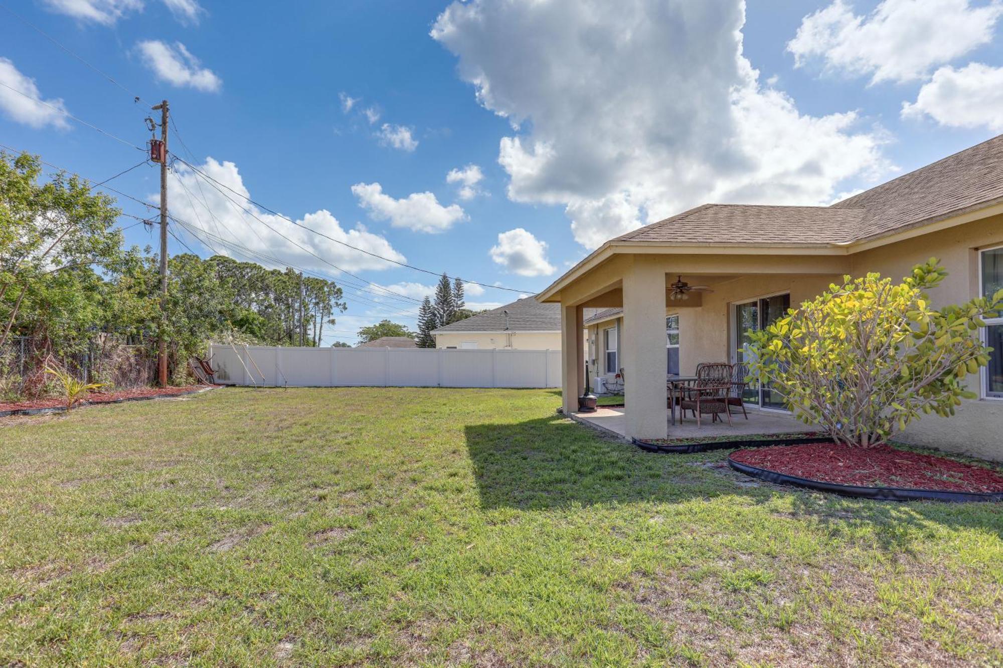 Port St Lucie Home With Above-Ground Pool And Grill Carlton Exteriör bild